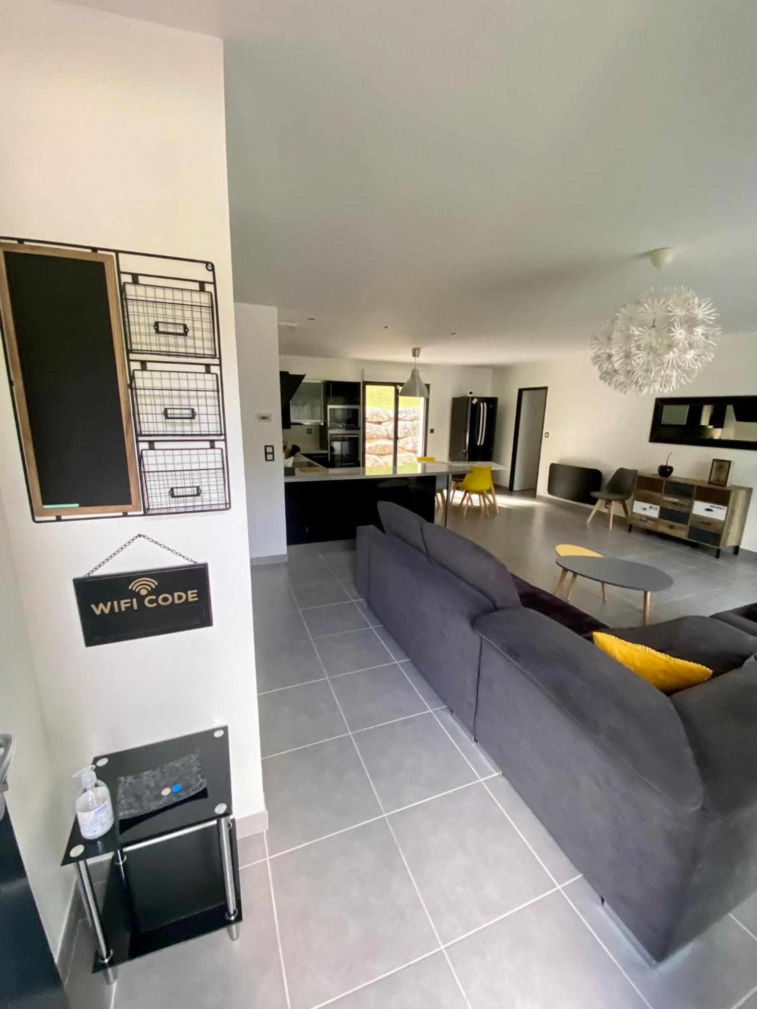 Holiday home Maison Du Pic Epeiche Malemort