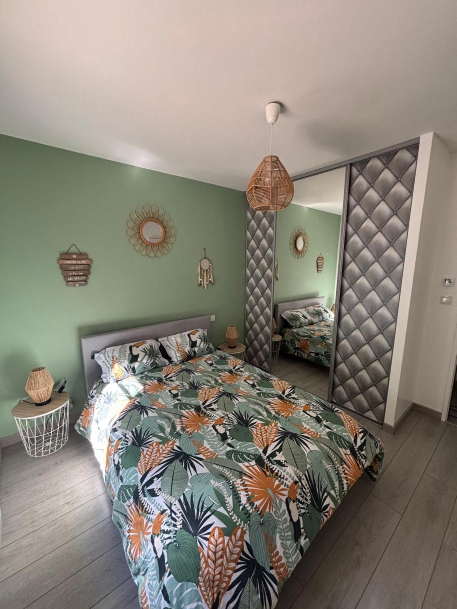 Maison Du Pic Epeiche Ferienhaus Malemort